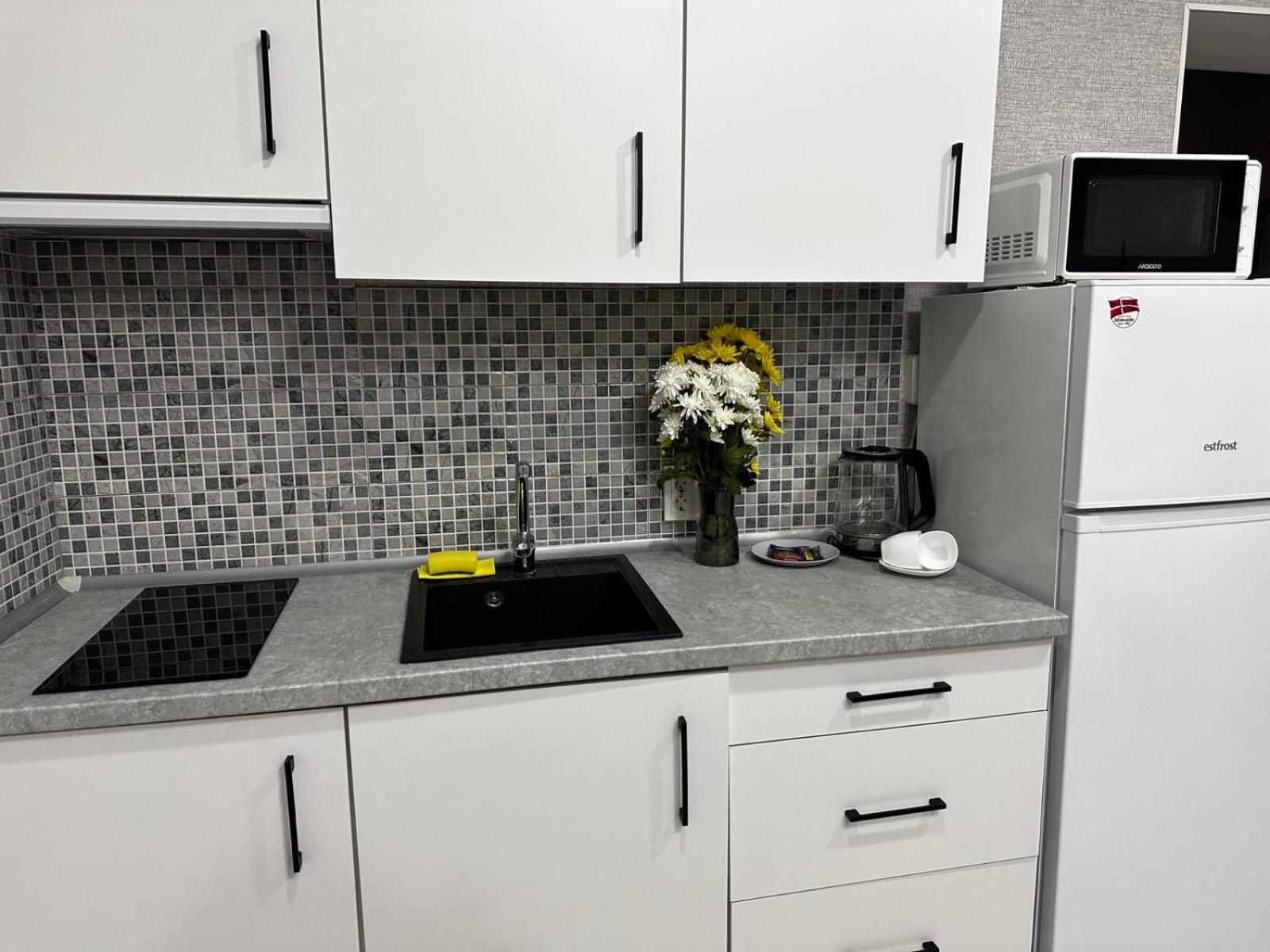 Kuznechnaya Street Apartment Харков Екстериор снимка