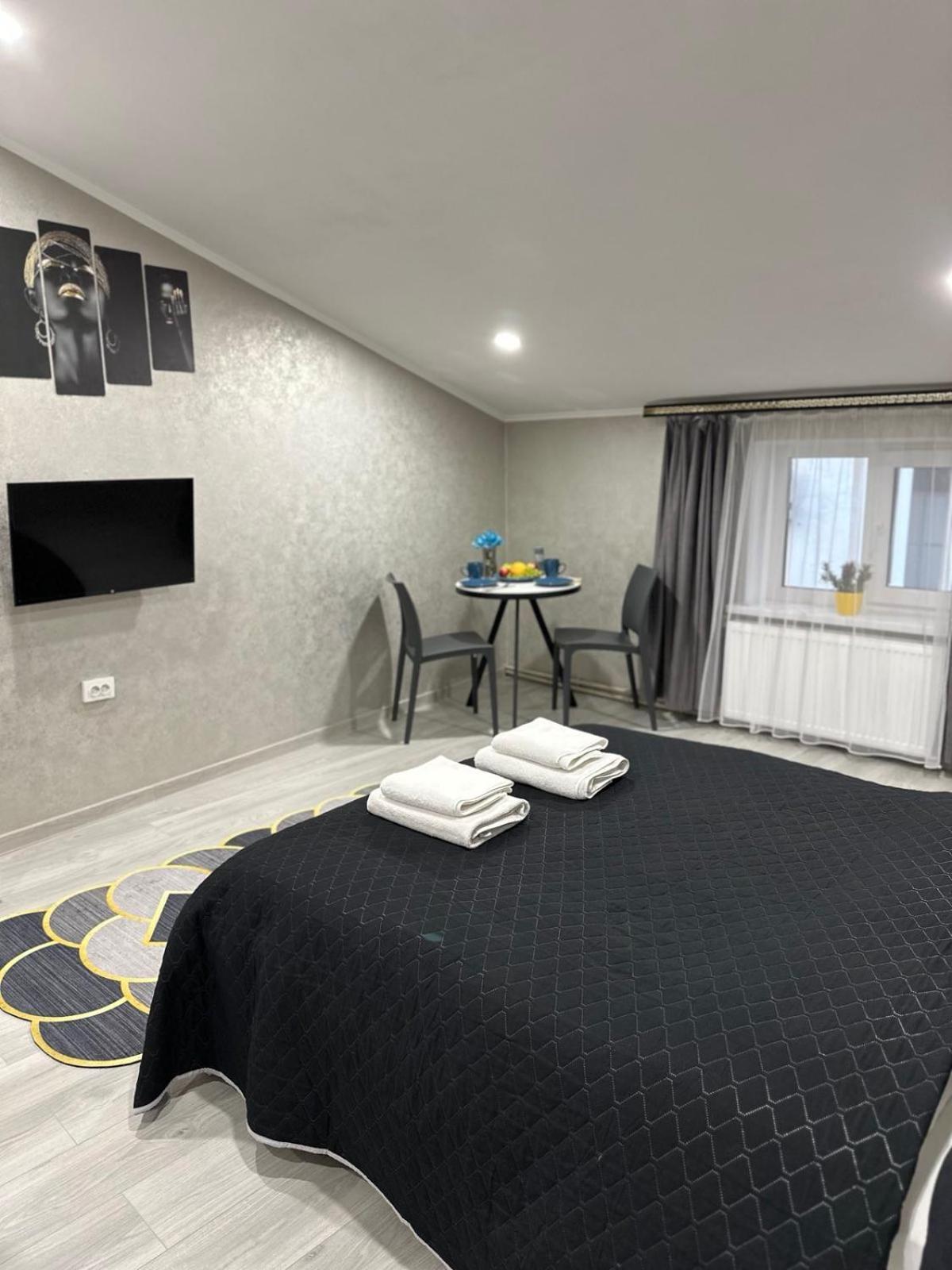 Kuznechnaya Street Apartment Харков Екстериор снимка
