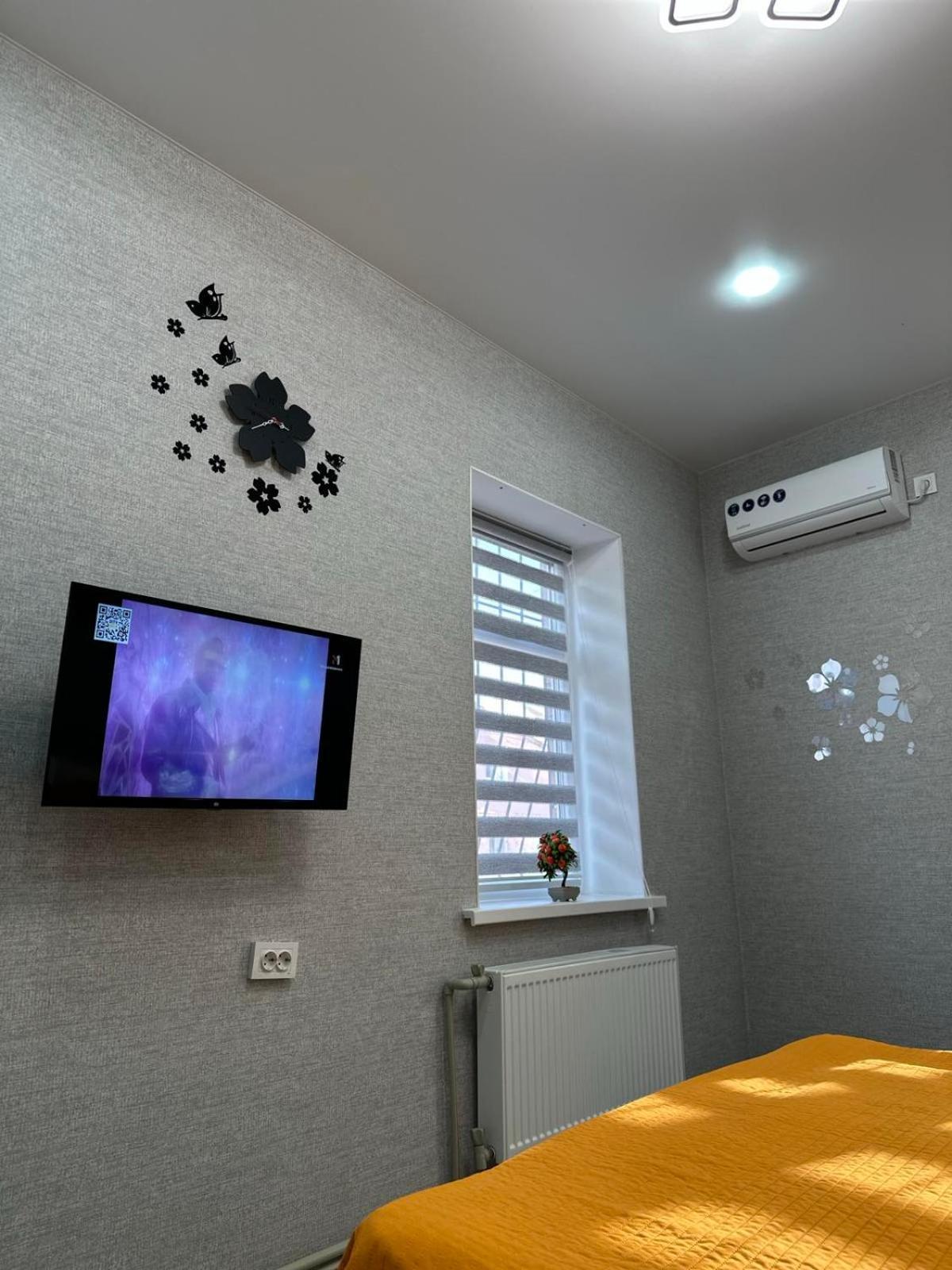 Kuznechnaya Street Apartment Харков Екстериор снимка